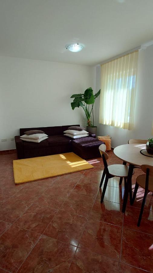 Apartments Lola Rovinj Eksteriør billede