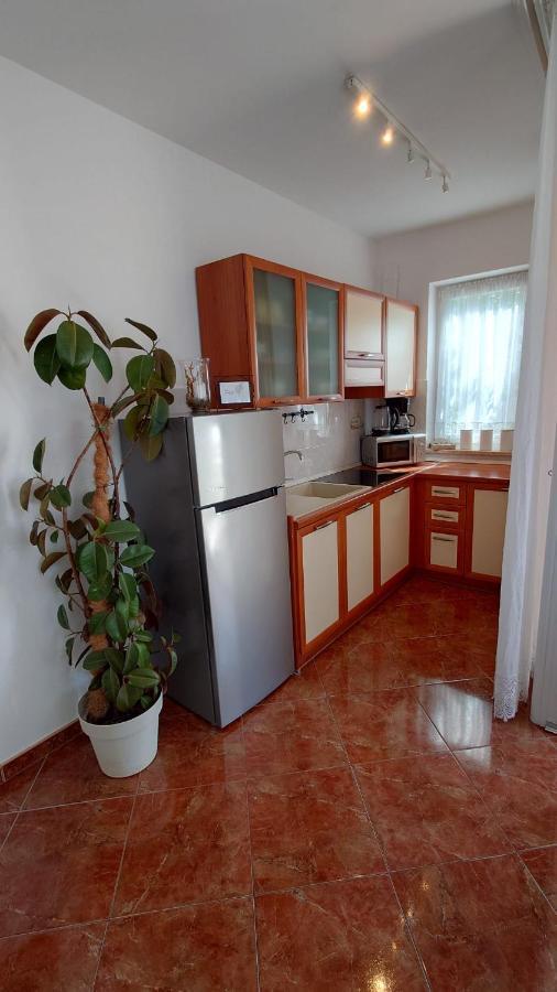 Apartments Lola Rovinj Eksteriør billede